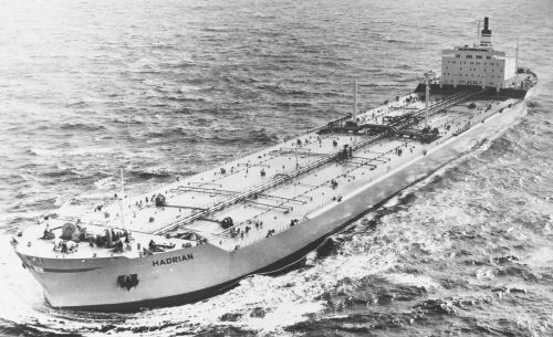 19720000-BN671-N0925-TT Hadrian.jpg