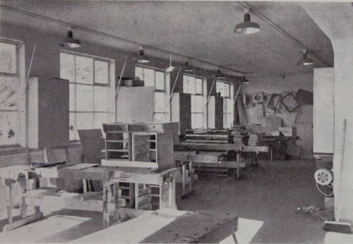 1953 - nytt snekkerverksted.JPG
