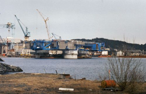 Gullfaks i på dummy GBS 1988.0.jpg